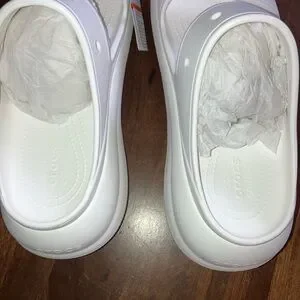 CROCS | Shoes | Crocs Classic Crush Platform Clogs White  display picture 3